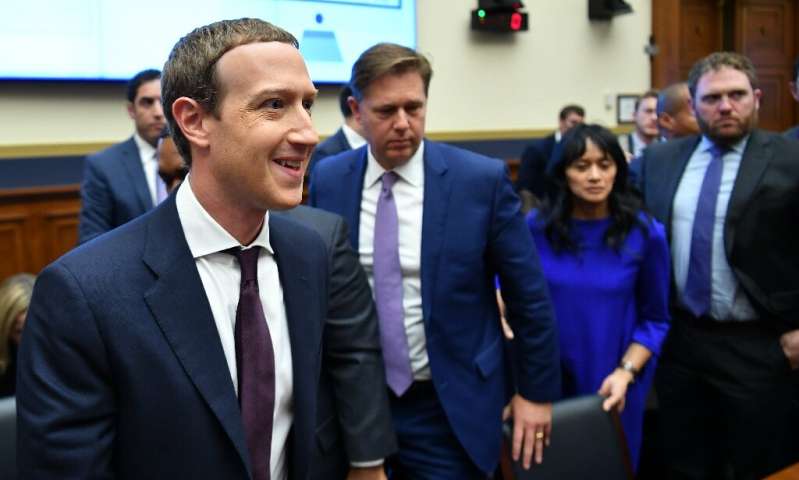 Le président et chef de la direction de Facebook, Mark Zuckerberg, a déclaré qu'il souhaitait que l'onglet de nouvelles récemment dévoilé contribue à promouvoir un "journa de haute qualité".