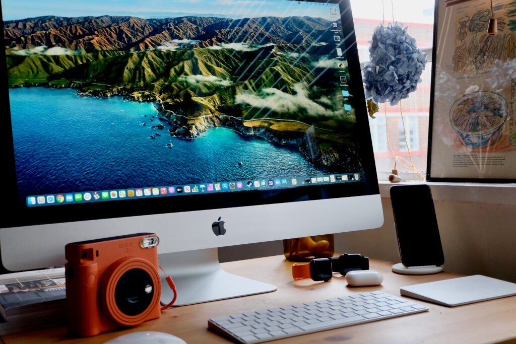 Nous avons croisé les doigts sur le fait qu'Apple ajoutera enfin la prise en charge de l'écran tactile à l'iMac