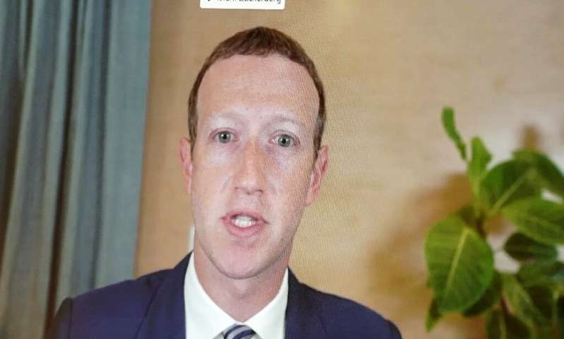 Le PDG de Facebook, Mark Zuckerberg, a déclaré que le géant des médias sociaux était disposé à travailler avec les législateurs pour réformer l'article 230, qui est un