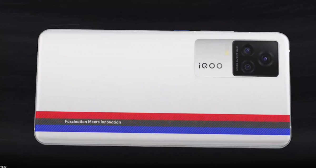 Série iQOO 7 avec la marque BMW M 