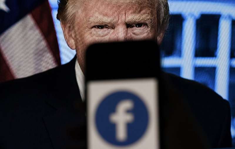 Donald Trump a été suspendu de Facebook et Instagram après avoir publié une vidéo lors du déchaînement meurtrier du 6 janvier par son soutien