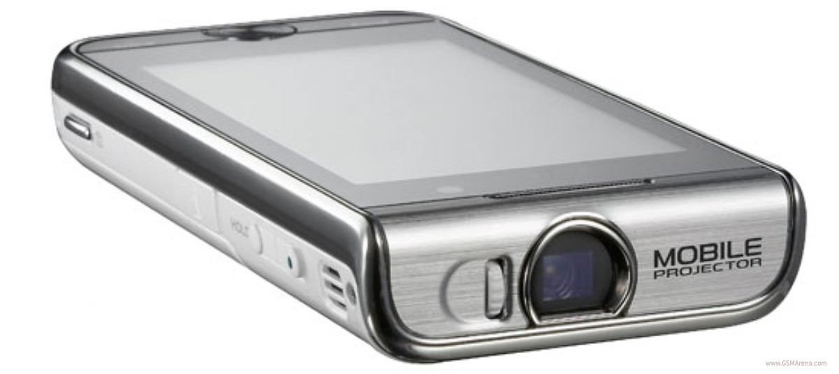 Flashback : le Samsung Galaxy Beam met un cinéma dans votre poche avec son projecteur intégré