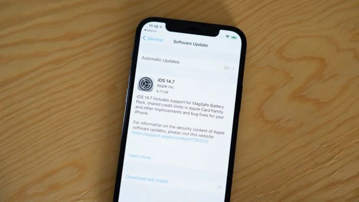 Apple lance iOS 14.7 avec prise en charge de la batterie MagSafe