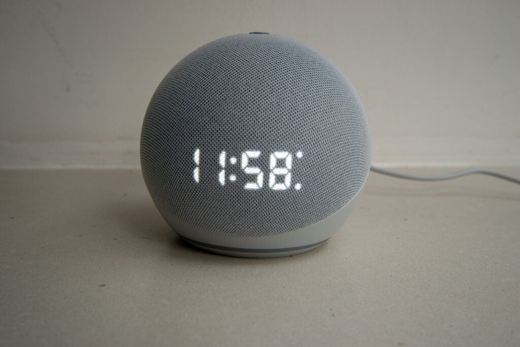 Minuterie et alarme Amazon Echo Dot avec horloge (4e génération)